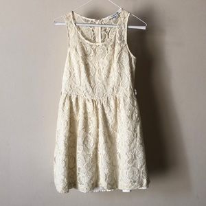 Forever 21 Cream Lace Dress